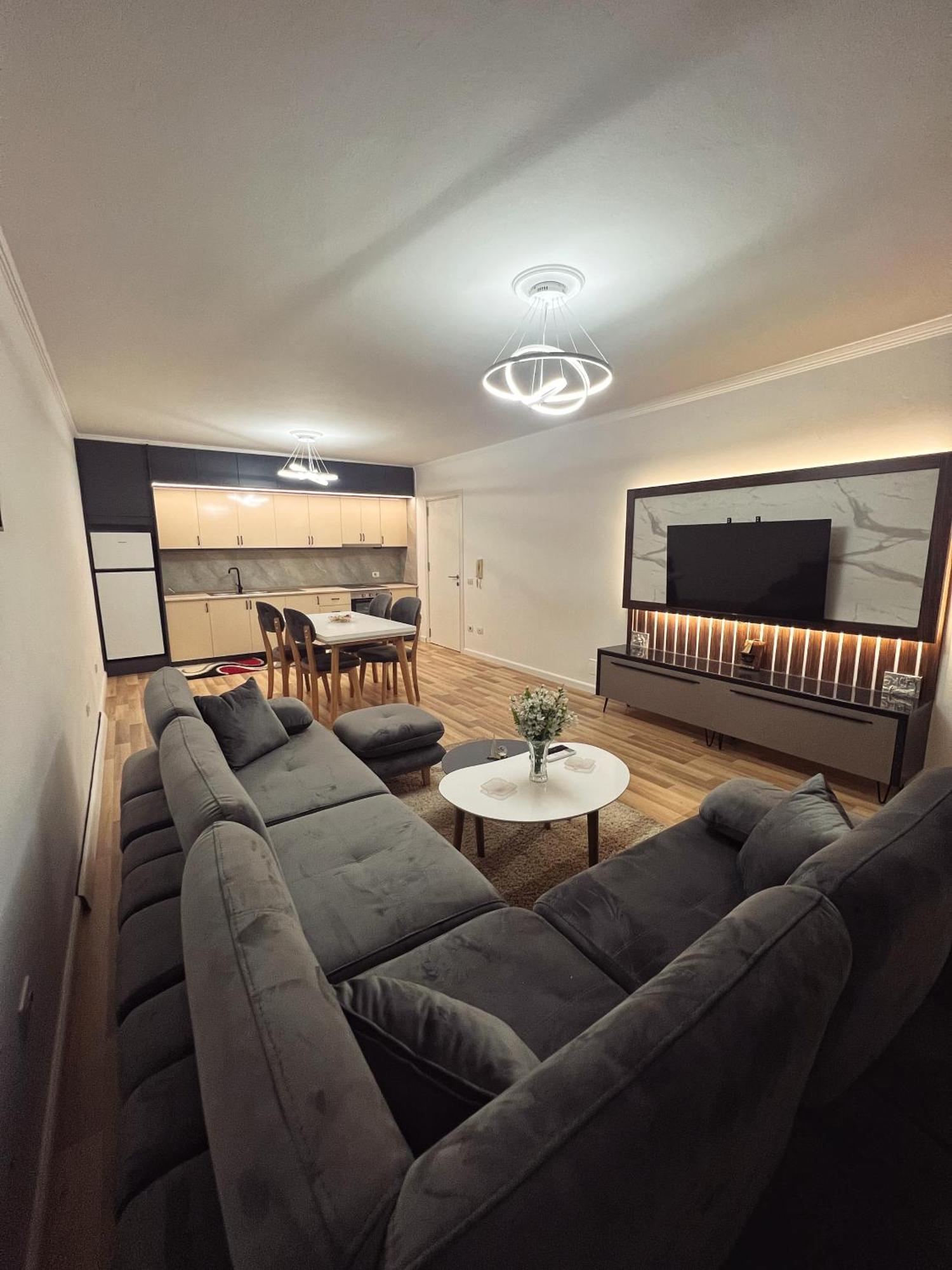 Art'S Apartment Тирана Экстерьер фото